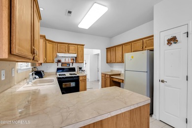 Welcome home to this inviting Florence model offering 2 bedrooms on Renaissance Country Club in New Jersey - for sale on GolfHomes.com, golf home, golf lot