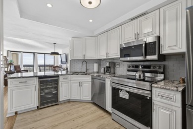 BEAUTIFUL OPEN 2/2, CORNER UNIT WITH VIEW GOLF AND CITY IN A on The President Country Club in Florida - for sale on GolfHomes.com, golf home, golf lot