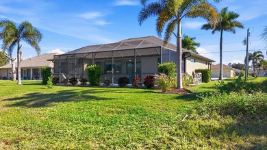 Welcome to this Rotonda West home where everyday living feels on Pinemoor West Golf Club in Florida - for sale on GolfHomes.com, golf home, golf lot