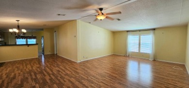 Stunning 3 bedroom 2 bath home in 55,+ Resort style community in on Zephyrhills Municipal Golf Course in Florida - for sale on GolfHomes.com, golf home, golf lot