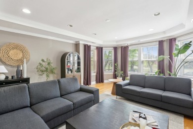 Spacious and meticulously maintained 2BD/2BA in West Ridge! This on Robert Black Golf Course in Illinois - for sale on GolfHomes.com, golf home, golf lot