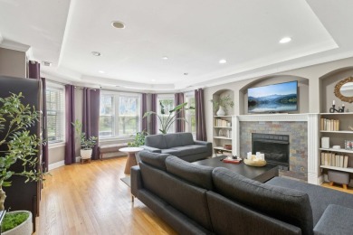 Spacious and meticulously maintained 2BD/2BA in West Ridge! This on Robert Black Golf Course in Illinois - for sale on GolfHomes.com, golf home, golf lot