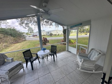 Beautiful stucco home on a quiet cul de sac. Tastefully updated on Del Tura Golf and Country Club in Florida - for sale on GolfHomes.com, golf home, golf lot