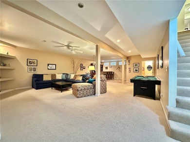 Beautifully updated Villa in The Stonewolf Golf Course community on Stonewolf Golf Club in Illinois - for sale on GolfHomes.com, golf home, golf lot