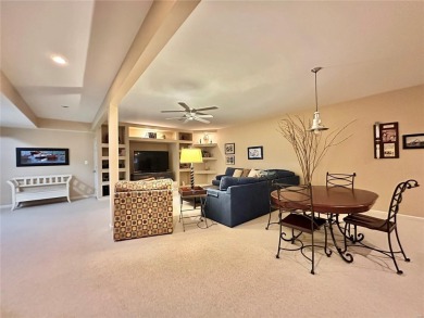Beautifully updated Villa in The Stonewolf Golf Course community on Stonewolf Golf Club in Illinois - for sale on GolfHomes.com, golf home, golf lot