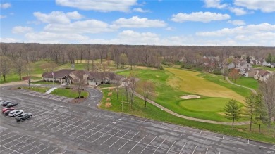 Beautifully updated Villa in The Stonewolf Golf Course community on Stonewolf Golf Club in Illinois - for sale on GolfHomes.com, golf home, golf lot