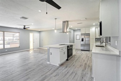 NEWS FLASH! AT ASKING PRICE, SELLER IS OFFERING $3000 TOWARDS on Mainlands Golf Club in Florida - for sale on GolfHomes.com, golf home, golf lot