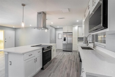 NEWS FLASH! AT ASKING PRICE, SELLER IS OFFERING $3000 TOWARDS on Mainlands Golf Club in Florida - for sale on GolfHomes.com, golf home, golf lot