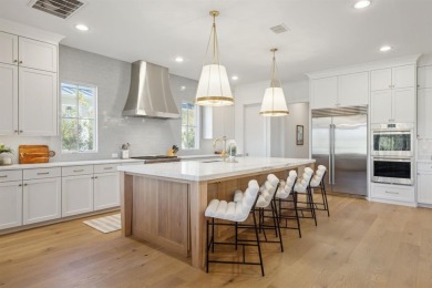 **OFFERED FULLY FURNISHED WITH GOLF CART**

This home is the on Long Cove Golf Course in Texas - for sale on GolfHomes.com, golf home, golf lot