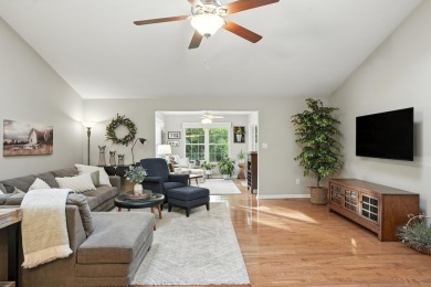 A Beautifully updated 2 Bed/ 2 Bath paired villa with full on White Hawk Country Club in Indiana - for sale on GolfHomes.com, golf home, golf lot