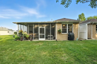 A Beautifully updated 2 Bed/ 2 Bath paired villa with full on White Hawk Country Club in Indiana - for sale on GolfHomes.com, golf home, golf lot
