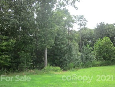 GORGEOUS CORNER LOT located in The Greens. This beautiful lot is on Granada Farms Country Club in North Carolina - for sale on GolfHomes.com, golf home, golf lot