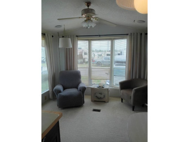 Absolutely adorable well maintained two bedroom / one bathroom on Betmar Acres Golf Club in Florida - for sale on GolfHomes.com, golf home, golf lot