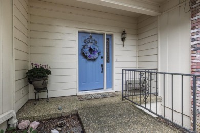 Convenient location near DeSoto Blvd and all the amenities on DeSoto Golf Course in Arkansas - for sale on GolfHomes.com, golf home, golf lot
