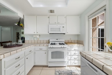 Turnkey furnished 2 bed 2 bath condo in Indian Palm Country Club on Indian Palms Country Club and Resort in California - for sale on GolfHomes.com, golf home, golf lot