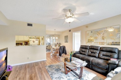 Welcome to this charming 2-bedroom, 2-bath condo located in the on Forest Oaks Golf Club in Florida - for sale on GolfHomes.com, golf home, golf lot