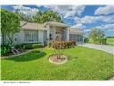 Beautiful Golf Course Villa in Heritage Pines - Fully Furnished on Heritage Pines Country Club in Florida - for sale on GolfHomes.com, golf home, golf lot