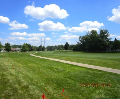 2 bedroom, 2.5 baths located on the 13th hole fairway of the on Cross Creek Golf Club in Indiana - for sale on GolfHomes.com, golf home, golf lot