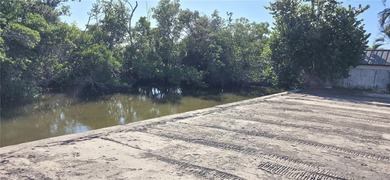 Build-Ready Lot in Snell Isle, Prime Location! This cleared lot on The Renaisssance Vinoy Golf Club in Florida - for sale on GolfHomes.com, golf home, golf lot