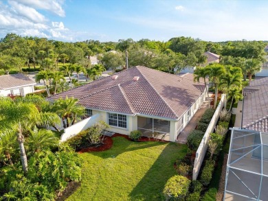 Welcome to this NEWLY UPDATED villa in the desirable Retreat at on Lost Lake Golf Club in Florida - for sale on GolfHomes.com, golf home, golf lot
