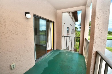 Discover this inviting 2-bedroom, 2-bath condo, perfectly on Pasadena Yacht and Country Club in Florida - for sale on GolfHomes.com, golf home, golf lot