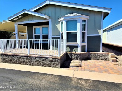 This 2-bedroom, 2-bathroom home features an open floor plan and on Viewpoint Golf Resort in Arizona - for sale on GolfHomes.com, golf home, golf lot