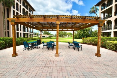 Discover this inviting 2-bedroom, 2-bath condo, perfectly on Pasadena Yacht and Country Club in Florida - for sale on GolfHomes.com, golf home, golf lot