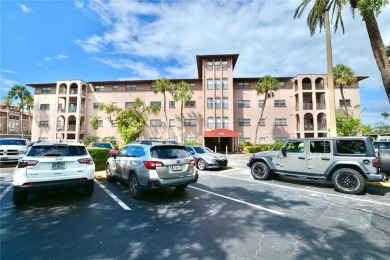 Discover this inviting 2-bedroom, 2-bath condo, perfectly on Pasadena Yacht and Country Club in Florida - for sale on GolfHomes.com, golf home, golf lot