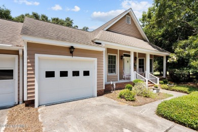 Welcome home to this fully furnished townhome located in the on Oak Island Golf Club in North Carolina - for sale on GolfHomes.com, golf home, golf lot