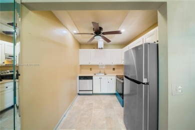 PRICE DROP!!!Beautiful apartment 2 Bedrooms 2 Bathrooms Condo on on Flamingo Lakes Country Club in Florida - for sale on GolfHomes.com, golf home, golf lot