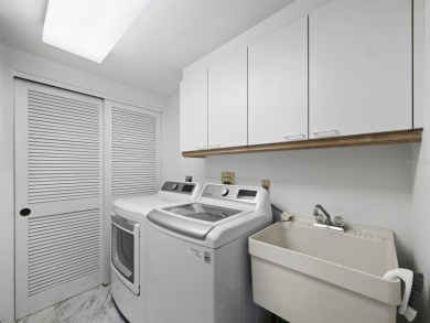 Under contract-accepting backup offers. Experience refined on Longboat Key Golf Club Resort in Florida - for sale on GolfHomes.com, golf home, golf lot