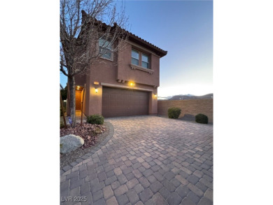 Beautiful Designer designed home.   Chandeliers through out the on Rhodes Ranch Golf Club in Nevada - for sale on GolfHomes.com, golf home, golf lot