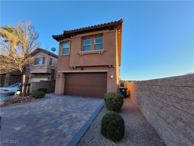 Beautiful Designer designed home.   Chandeliers through out the on Rhodes Ranch Golf Club in Nevada - for sale on GolfHomes.com, golf home, golf lot