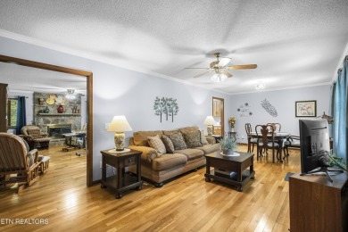 Charming 3 bed, 2.5 bath home in Fairfield Glade with 1,950 sq on Druid Hills Golf Club in Tennessee - for sale on GolfHomes.com, golf home, golf lot