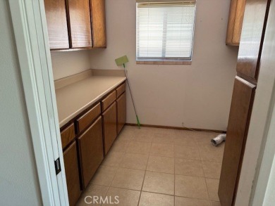 Welcome to this beautifully updated 2-bedroom, 2-bath home in on Silver Lakes Golf Course in California - for sale on GolfHomes.com, golf home, golf lot