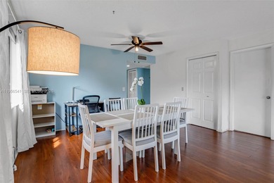 Discover your new home in Weston: spacious 2/2, partially on Bonaventure Country Club in Florida - for sale on GolfHomes.com, golf home, golf lot