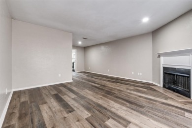 Serenity abounds in this beautifully renovated 2 bedroom, 2 and on Stevens Park Golf Course in Texas - for sale on GolfHomes.com, golf home, golf lot