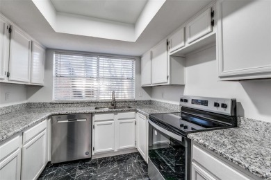 Serenity abounds in this beautifully renovated 2 bedroom, 2 and on Stevens Park Golf Course in Texas - for sale on GolfHomes.com, golf home, golf lot