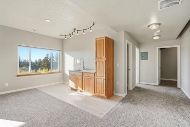 Welcome to this thoughtfully cared-for home in the heart of on Eagle Ridge Golf Course in Washington - for sale on GolfHomes.com, golf home, golf lot