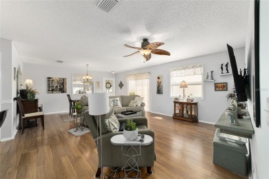 LOCATION LOCATION LOCATION!! This cute, 2 bedroom, 2 bath COLONY on The Links of Spruce Creek in Florida - for sale on GolfHomes.com, golf home, golf lot