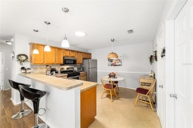 LOCATION LOCATION LOCATION!! This cute, 2 bedroom, 2 bath COLONY on The Links of Spruce Creek in Florida - for sale on GolfHomes.com, golf home, golf lot