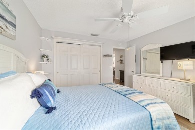 LOCATION LOCATION LOCATION!! This cute, 2 bedroom, 2 bath COLONY on The Links of Spruce Creek in Florida - for sale on GolfHomes.com, golf home, golf lot