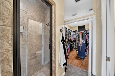 ENTERTAINER'S DELIGHT - Discover this fabulously secluded one of on Green Tree Country Club in Texas - for sale on GolfHomes.com, golf home, golf lot