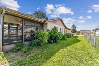 Lovely 3 bedroom 2 bathroom 2 car garage home with a split on Sherman Hills Golf Club in Florida - for sale on GolfHomes.com, golf home, golf lot