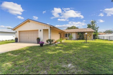 Lovely 3 bedroom 2 bathroom 2 car garage home with a split on Sherman Hills Golf Club in Florida - for sale on GolfHomes.com, golf home, golf lot