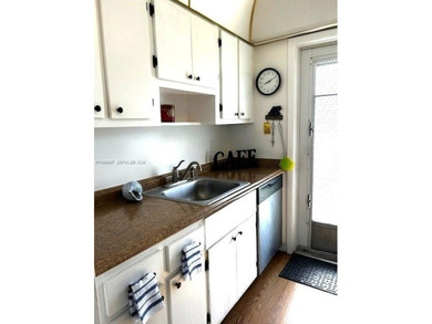 !!MOTIVATED SELLER - BRIGHT & PEACEFUL 2/1 FIRST-FLOOR CONDO!! on Leisureville Community Association in Florida - for sale on GolfHomes.com, golf home, golf lot