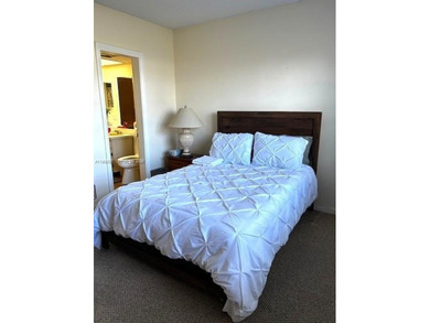 !!MOTIVATED SELLER - BRIGHT & PEACEFUL 2/1 FIRST-FLOOR CONDO!! on Leisureville Community Association in Florida - for sale on GolfHomes.com, golf home, golf lot