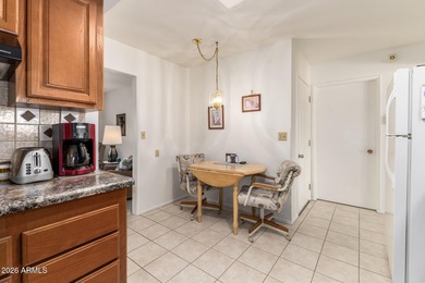 WELCOME TO THIS CHARMING GOLF COURSE HOME. THIS 2 BEDROOM, 2 on Sun City South Golf Course in Arizona - for sale on GolfHomes.com, golf home, golf lot