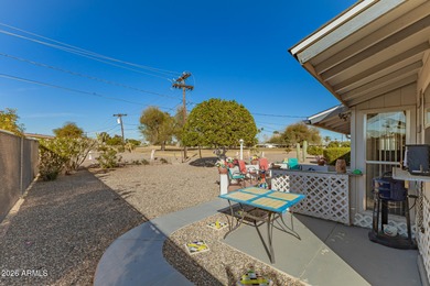 WELCOME TO THIS CHARMING GOLF COURSE HOME. THIS 2 BEDROOM, 2 on Sun City South Golf Course in Arizona - for sale on GolfHomes.com, golf home, golf lot