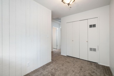 ***Townhome on the Fairway*** Who needs a backyard when you've on Bloomington Country Club in Utah - for sale on GolfHomes.com, golf home, golf lot
